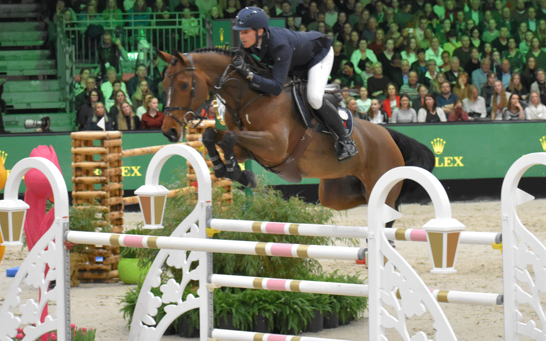 Douglas Lindelöw wint 1m 50-rubriek in Gothenburg