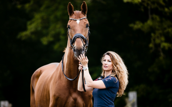Jasmijn de Bruijn: het fundament onder de paardensport is langzaam afgebroken