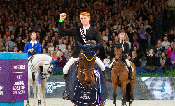 FEI gaat Facebook en Instagram vragen om filmpjes te verwijderen