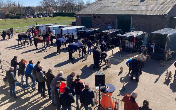 Gertjan Salm Nederlands kampioen hoefsmeden