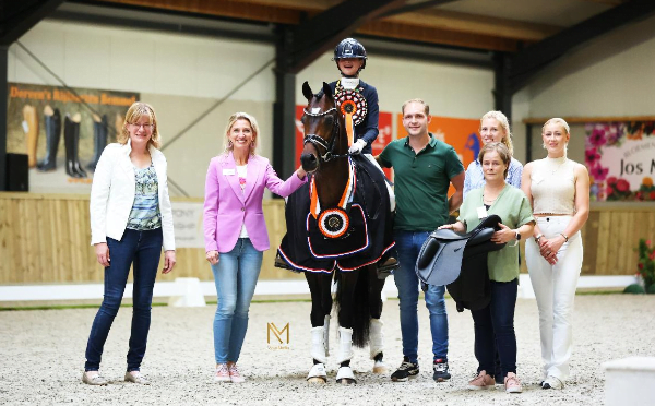 A New Story met overmacht DPC-kampioen