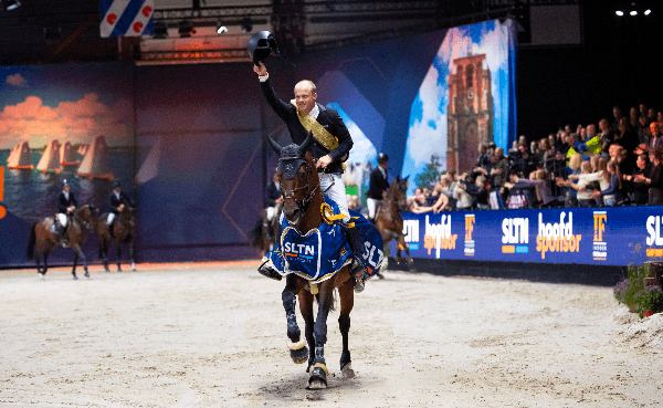 Willem Greve wint Indoor Friesland